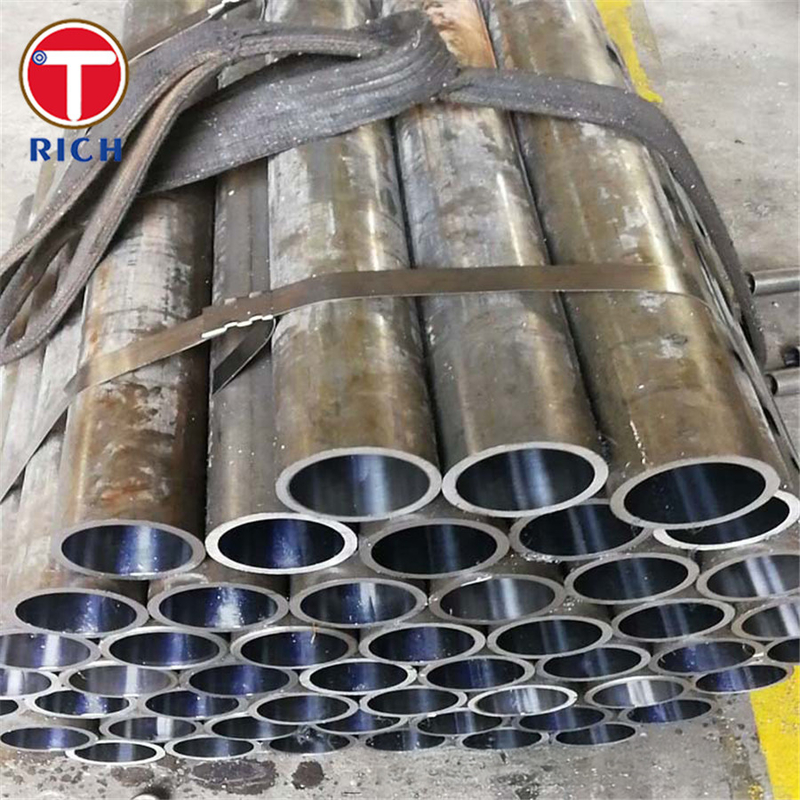 DIN 17121 RSt 37-2 सिलाई रहित गोल ट्यूबिंग संरचनात्मक इस्पात कार्य के लिए सिलाई रहित परिपत्र इस्पात ट्यूब