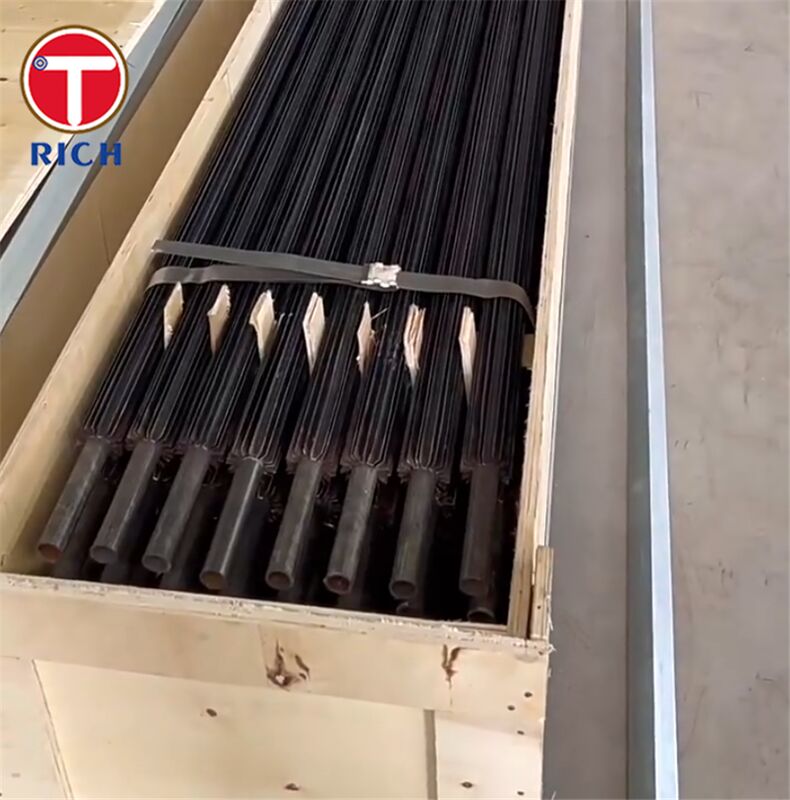 तेल हीट एक्सचेंजर्स में बढ़े हुए गर्मी हस्तांतरण के लिए उच्च तापमान सहिष्णुता के साथ संक्षारण प्रतिरोधी वेल्डेड अनुदैर्ध्य फिनड ट्यूब